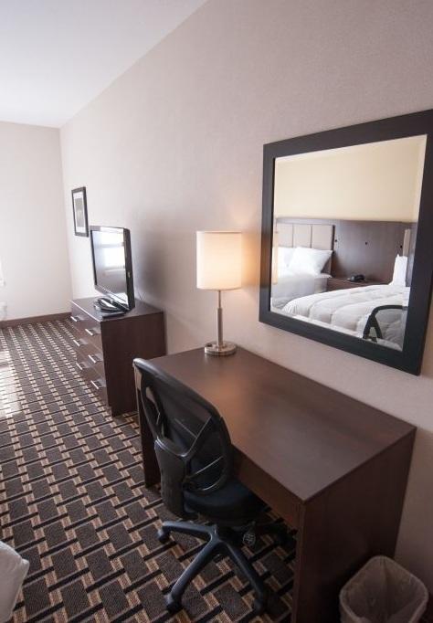 Western Star Inn&Suites Carlyle Exterior foto