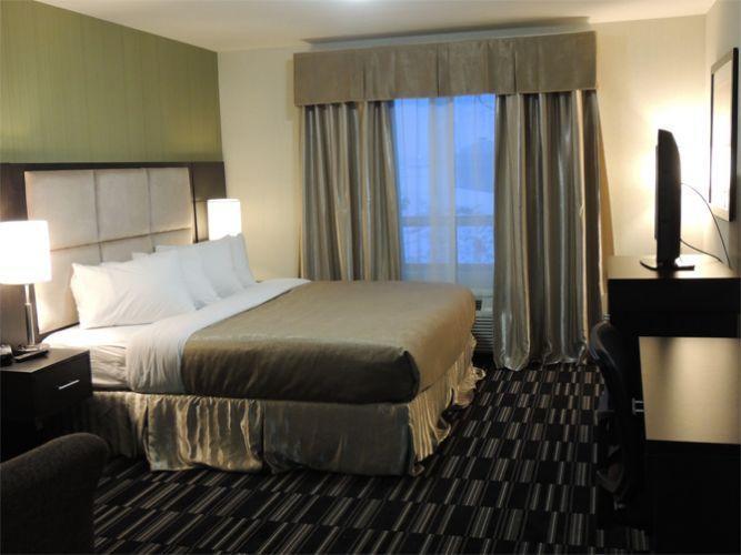 Western Star Inn&Suites Carlyle Habitación foto