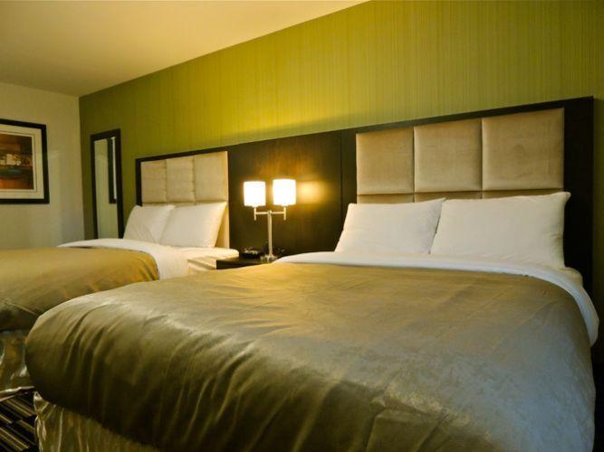Western Star Inn&Suites Carlyle Habitación foto